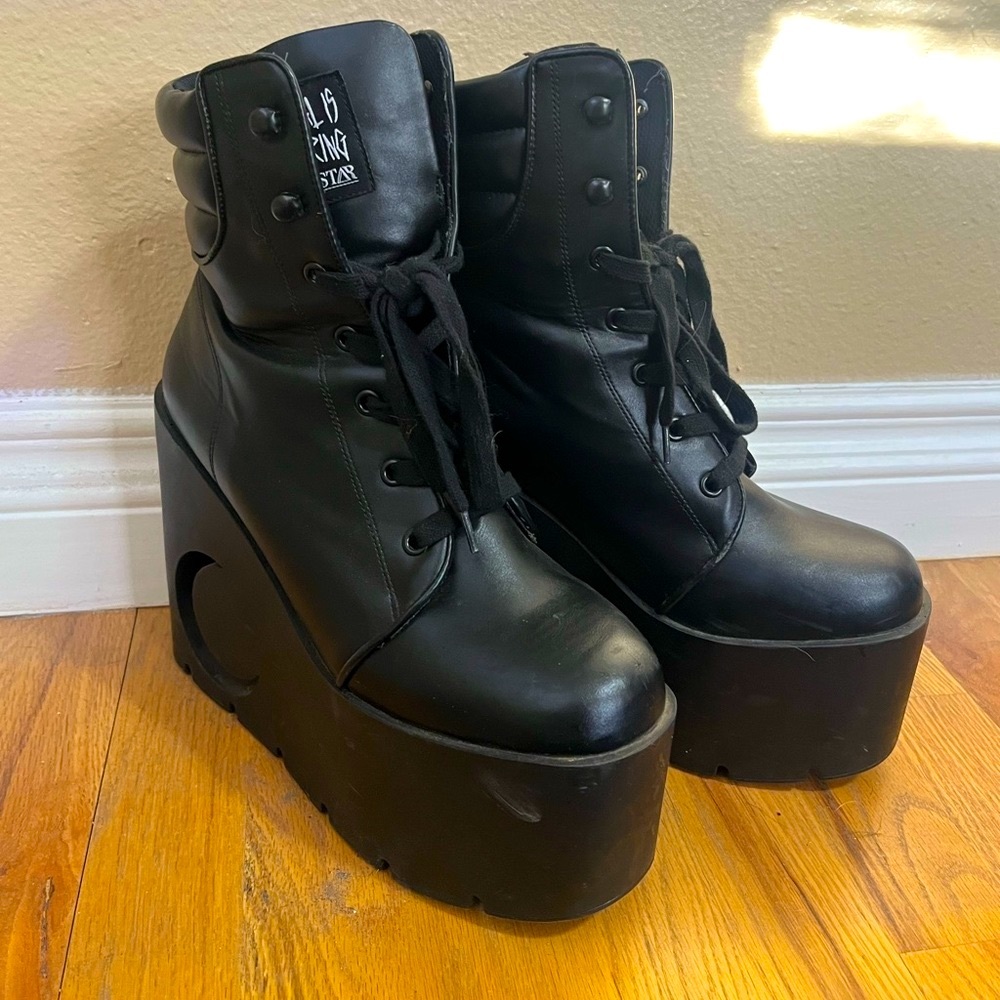 Killstar platforms